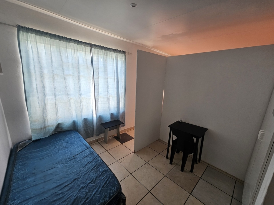 10 Bedroom Property for Sale in Brandwag Free State